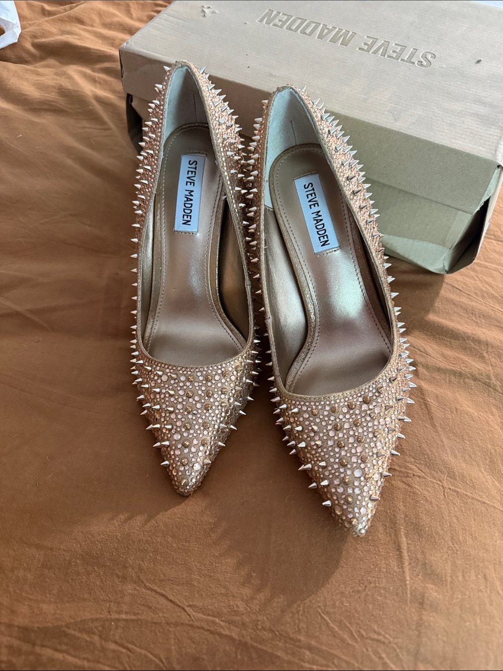Steve Madden Rose Gold Studded Pointed-Toe Stiletto Pumps - Picture 3 of 3